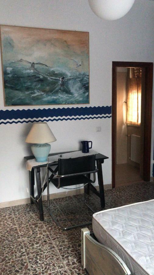 ホテル Viale Italia 41: I Migliori Anni サッサリ エクステリア 写真
